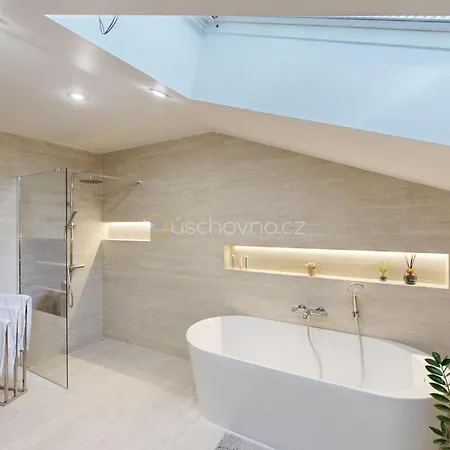 Kamenec 4* Zlín